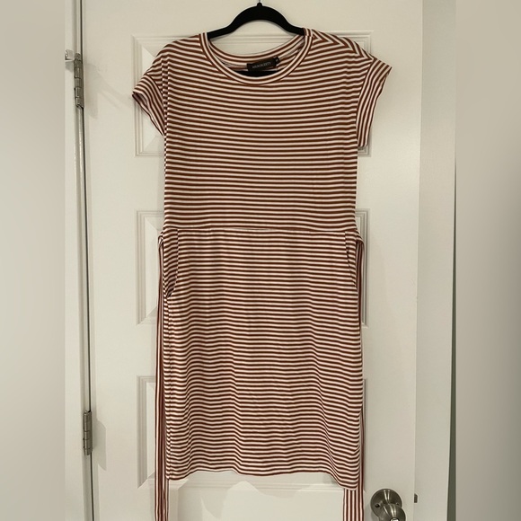 Merokeety striped brown/white dress with tie and pockets, size small - Picture 1 of 5